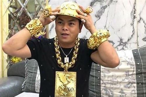 Khởi tố bị can, bắt tạm giam Phúc XO cùng đồng phạm
