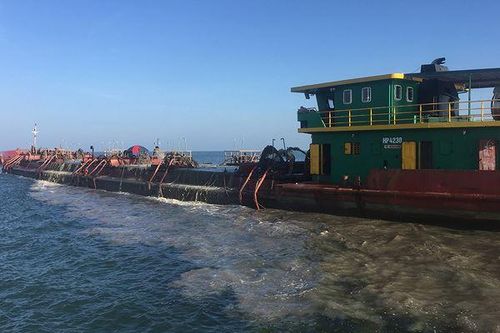 'Nghiêm trị 'cát tặc' sẽ đình trệ các công trình trọng điểm quốc gia'