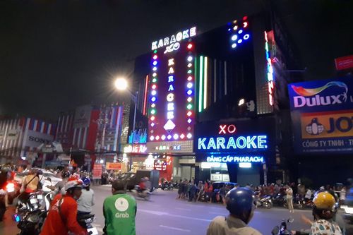 Khởi tố, bắt tạm giam Phúc XO và 11 người khác