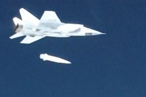 Phi công Nga bắn nhầm tên lửa, phá hủy siêu tiêm kích MiG-31 của đồng đội