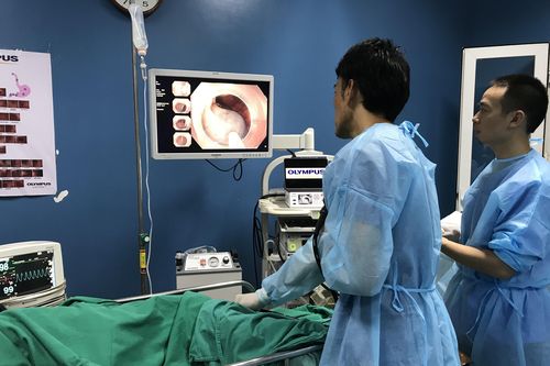 Một ngày 5 bệnh nhân ung thư đại trực tràng nhập viện