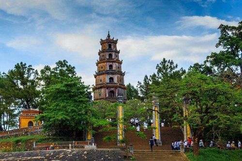 Mua 1,7kg măng cụt ở chùa Thiên Mụ, du khách bị 'chém' 1 triệu đồng