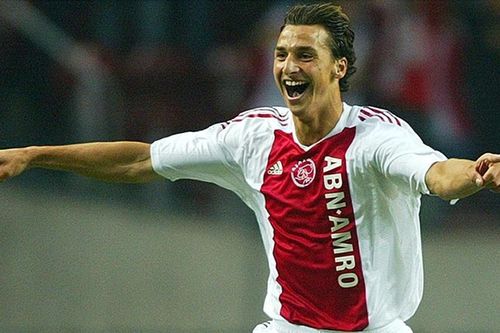 Pha solo ghi bàn đẹp nhất sự nghiệp của Ibrahimovic