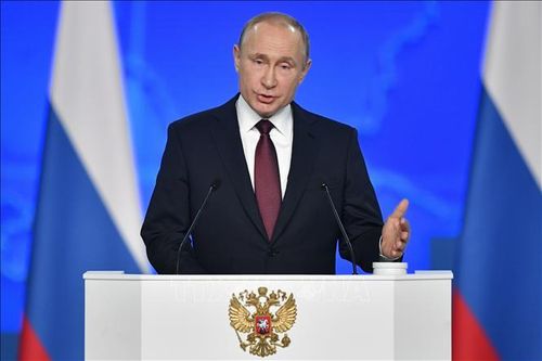 Tổng thống V.Putin: Nga sẽ không lập tức tăng sản lượng dầu mỏ