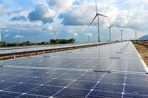 Dự án điện mặt trời lớn nhất nước chính thức vận hành
