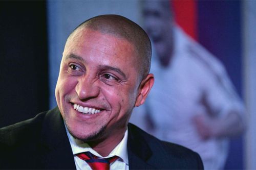 Roberto Carlos, Rio Ferdinand, Luis Figo đến Việt Nam tháng 6 tới