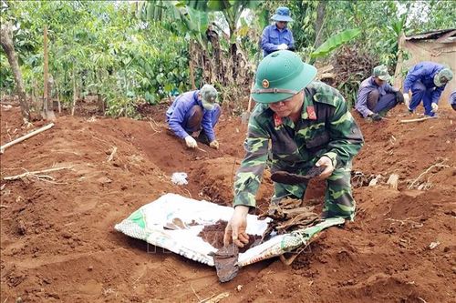 Những người đưa các anh hùng, liệt sỹ về đoàn tụ với gia đình và đồng đội
