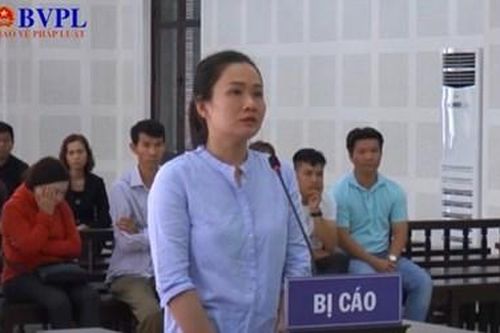 'Siêu lừa' xinh đẹp xin giảm nhẹ hình phạt bất thành