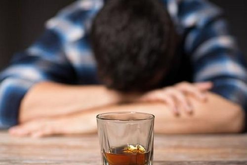 'Nạp' vào người bao nhiêu bia rượu có thể gây tai nạn chết người?