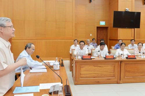 Thường trực Ban Bí thư Trần Quốc Vượng: TPHCM là 'người khổng lồ' nên phải tư duy, suy nghĩ khác