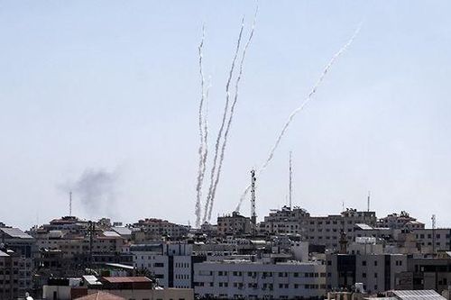 Hamas phóng 90 tên lửa vào khu dân cư, Israel tấn công trả đũa Dải Gaza