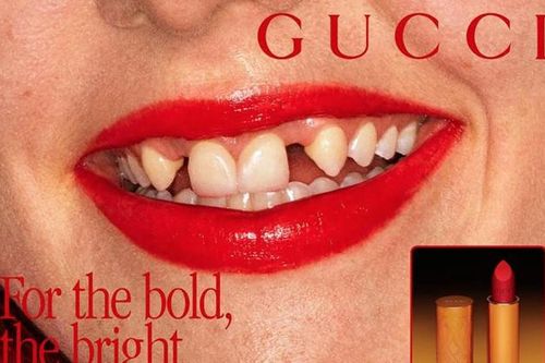 Nhà mốt Gucci gây sốc khi sử dụng người mẫu răng vàng ố, sún hở lợi để quảng cáo