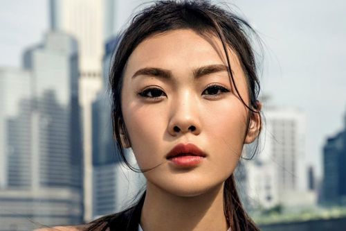 Dương Văn Úy nữ thần nhảy cao của làng điền kinh Hong Kong