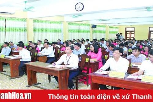 Quan tâm xây dựng đội ngũ cán bộ