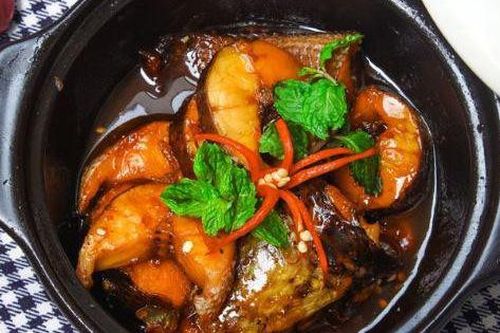 Cá kho nghệ tươi thơm ngon, béo ngậy ai cũng mê