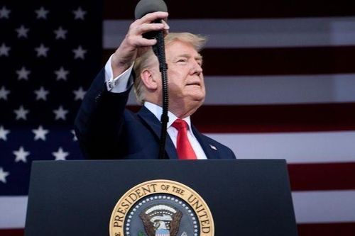 TT Trump: Trung Quốc 'phá vỡ thỏa thuận và sẽ phải trả giá'