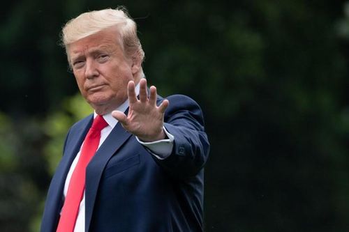 TT Trump giáng trừng phạt mới vào nguồn thu ngoại tệ của Iran