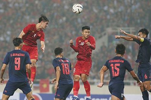 ĐT Việt Nam đối đầu Thái Lan ở trận mở màn King's Cup