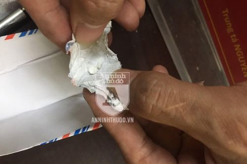 Vừa mua 200.000 đồng heroin, nam thanh niên đã 'đụng' Cảnh sát 141