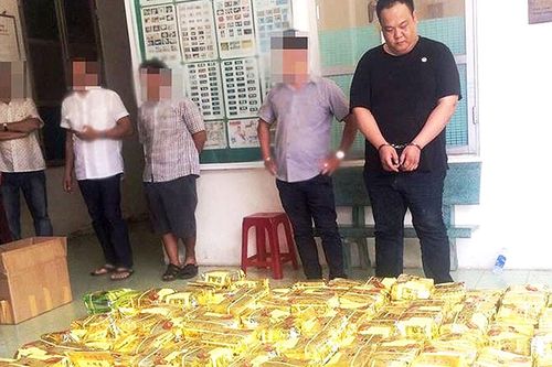 Ma túy 'vào không vướng, ra trót lọt' ở Việt Nam: Vì sao?