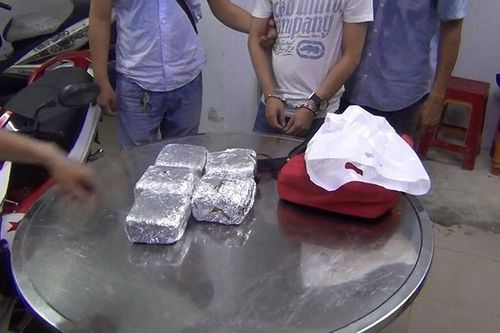 Trinh sát cất lưới 'ông trùm' buôn bán ma túy ở TPHCM