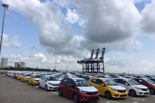 Xe Ấn Độ nhập khẩu giá trung bình 14 tỷ đồng/chiếc, vì sao?