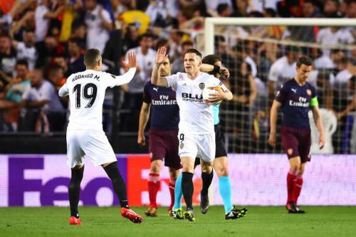 Valencia 2 - 4 Arsenal: London mở hội