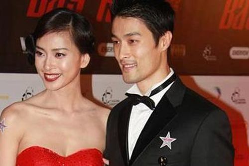 Người đàn ông đẹp, nổi tiếng rời bỏ khiến Ngô Thanh Vân sốc là ai