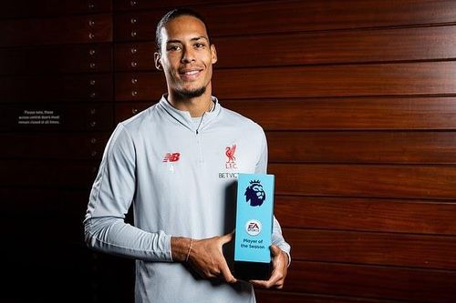 Van Dijk lập cú đúp danh hiệu cá nhân ở Ngoại hạng Anh 2018/19