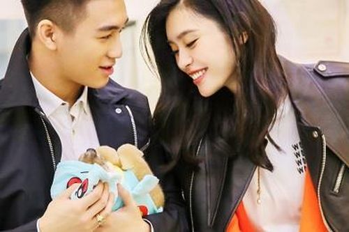 Rộ tin con trai vua sòng bạc Macau cầu hôn nữ hoàng nội y Hề Mộng Dao
