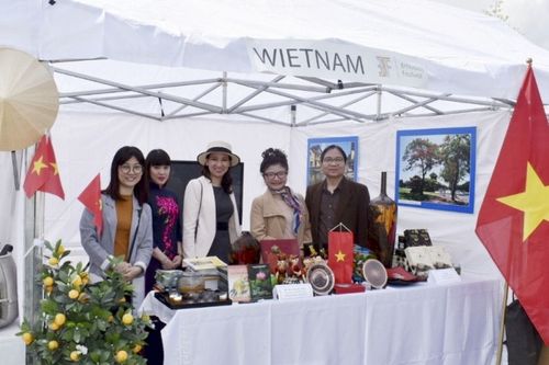 Việt Nam tham dự Embassy Festival lần thứ nhất tại Ba Lan