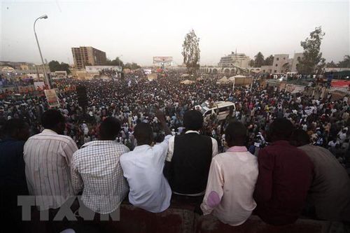 Hội đồng quân sự và phe đối lập tại Sudan nối lại đàm phán