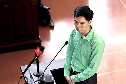 Luật sư của bác sĩ Hoàng Công Lương vắng mặt, tòa phúc thẩm hoãn xét xử