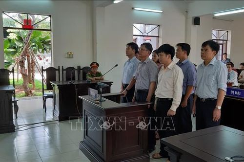 Xét xử sơ thẩm vụ án tại Công ty Cổ phần bọc ống dầu khí Việt Nam