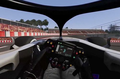 'Lái thử' cỗ xe F1 chạy 300km/h trên đường đua Hà Nội