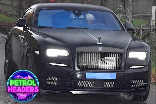 Ngôi sao Pogba sở hữu 10 xế hộp đắt tiền