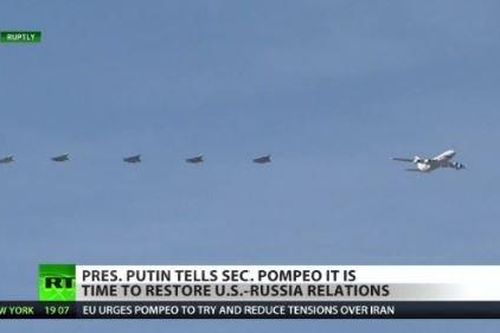 Dàn máy bay chiến đấu hộ tống chuyên cơ của Tổng thống Putin