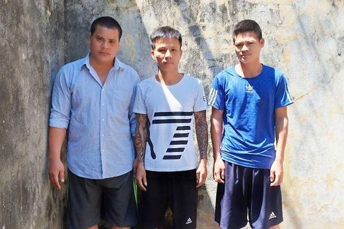 Nhóm đối tượng 'bảo kê' thu tiền máy gặt sa lưới