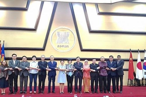 Việt Nam tham gia cuộc họp lần thứ 10 Ủy ban các Đại diện thường trực ASEAN và 3 nước đối tác