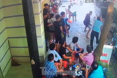 Chủ nhà nghỉ ở Sầm Sơn bị nhóm thanh niên đâm chém trọng thương