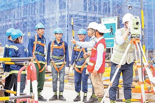 Chú trọng bảo đảm an toàn vệ sinh lao động