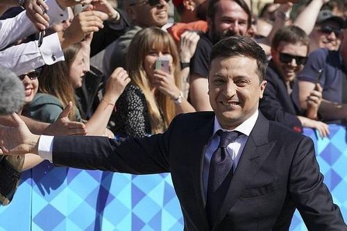 Danh hài Zelensky tuyên thệ nhậm chức TT Ukraine