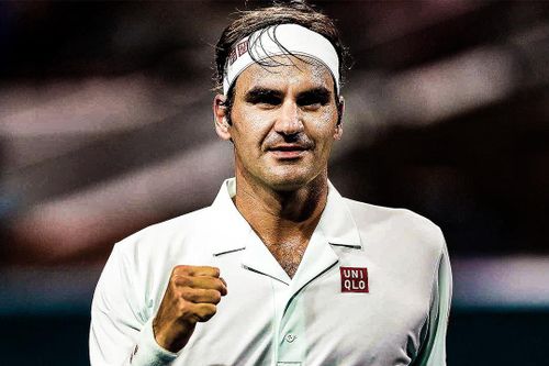 Roger Federer thể hiện tuyệt kỹ trên sân tập