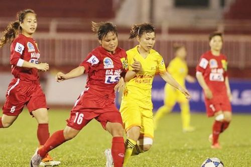 Gian truân bóng đá nữ