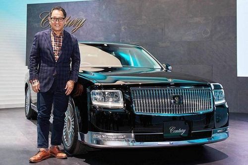 Ngắm Toyota Century - chiếc Rolls Royce dành cho giới nhà giàu Nhật Bản