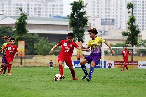 Mưa bàn thắng ngày khai màn giải bóng đá nữ Cúp Quốc gia