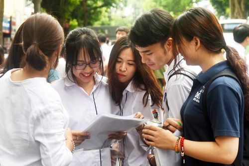 Gần 27% thí sinh dự thi THPT chỉ để xét tốt nghiệp: Đâu là nguyên nhân?