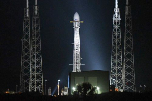 SpaceX phóng vệ tinh để cấp Internet tốc độ cao cho toàn cầu