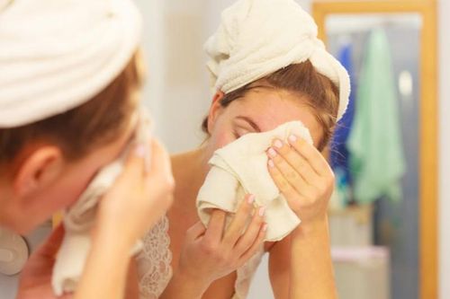 9 điều bạn làm hàng ngày để bảo vệ da lại khiến làn da 'ghét' bạn