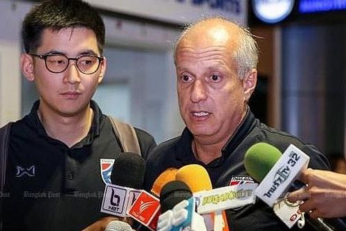 HLV Alexandre Gama sắp từ chức, nội bộ bóng đá Thái Lan lại... lục đục